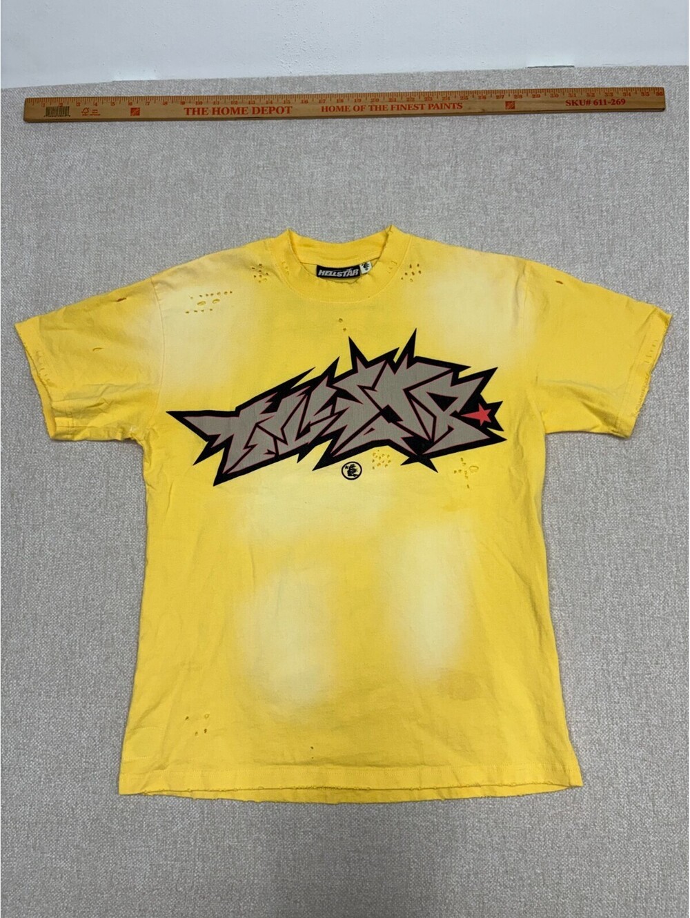 Hellstar Studios Men's Yellow Sun-Faded Distressed Graphic T-Shirt Size S